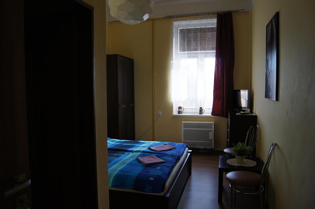 Penzion Modrý Jelen Vidnava Zimmer foto
